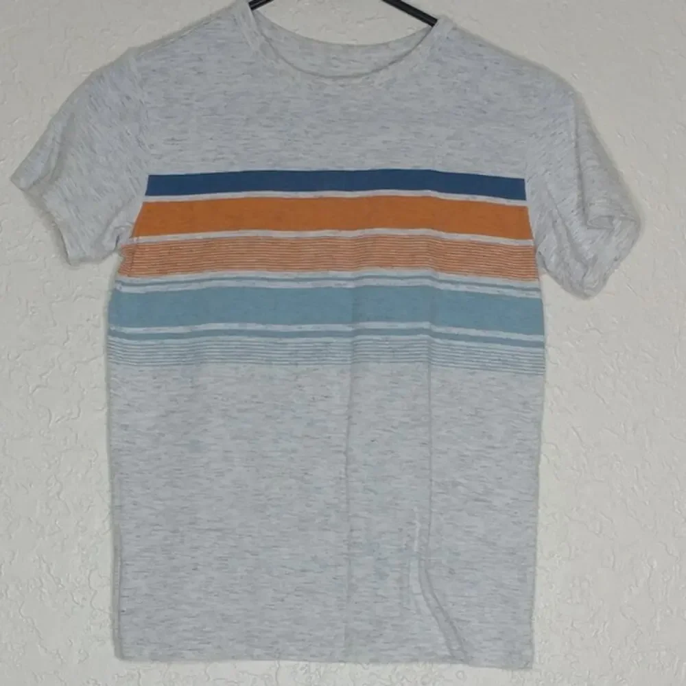 Cat & Jack Short Sleeve Shirt Size M (8/10) kid